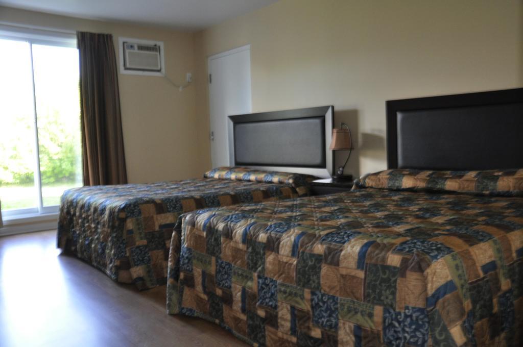 Motel les Pignons Verts Buckingham Zimmer foto
