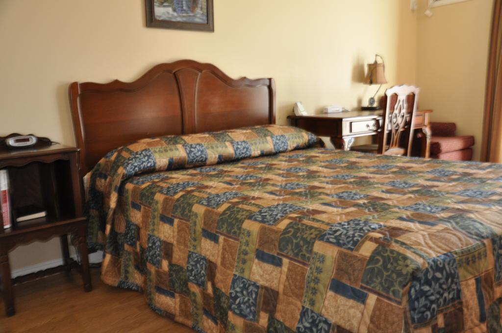 Motel les Pignons Verts Buckingham Zimmer foto
