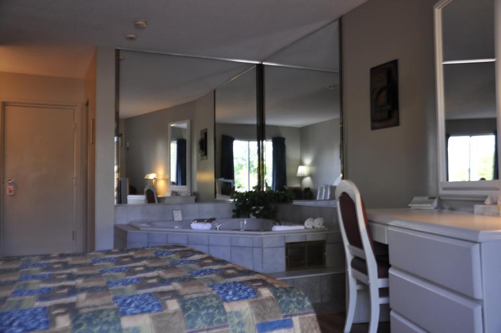 Motel les Pignons Verts Buckingham Zimmer foto
